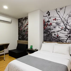 Hotel Vivre, Medellin