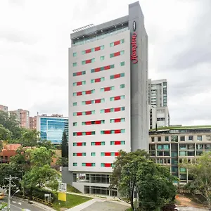 Hotel Hampton By Hilton, Medellin