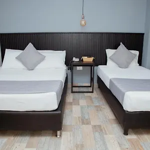 Hotel Palmas Del Estadio, Medellin